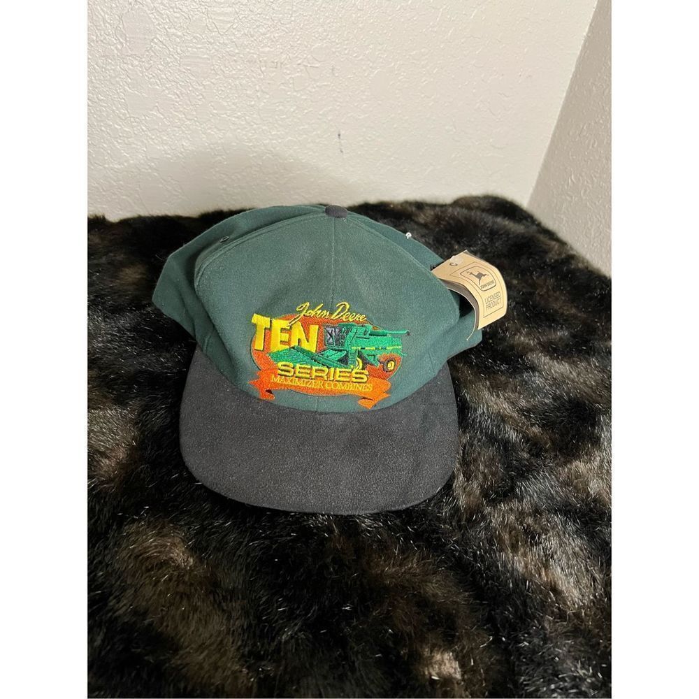 John Deere 10 Series Tractors Vintage Snapback gold key customer